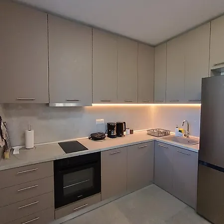 Malou Maison شقة لايميناس